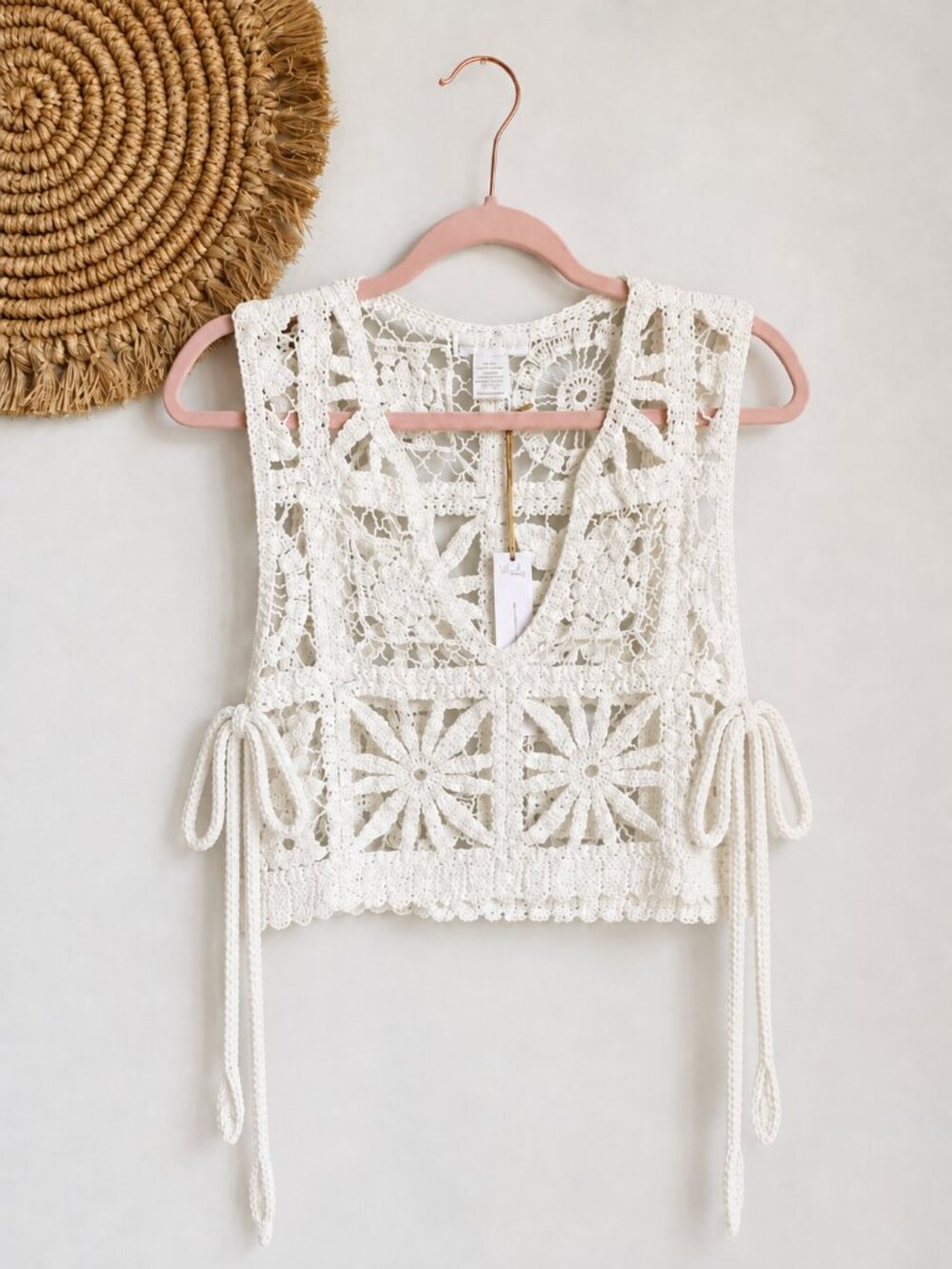 House of Harlow 1960 NEW Coastal Breeze Ivory Open Side Crochet Knit Vest SZ OS - Picture 9 of 9